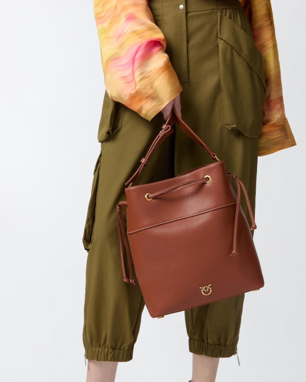 104305A29Q-L84Q-AA02