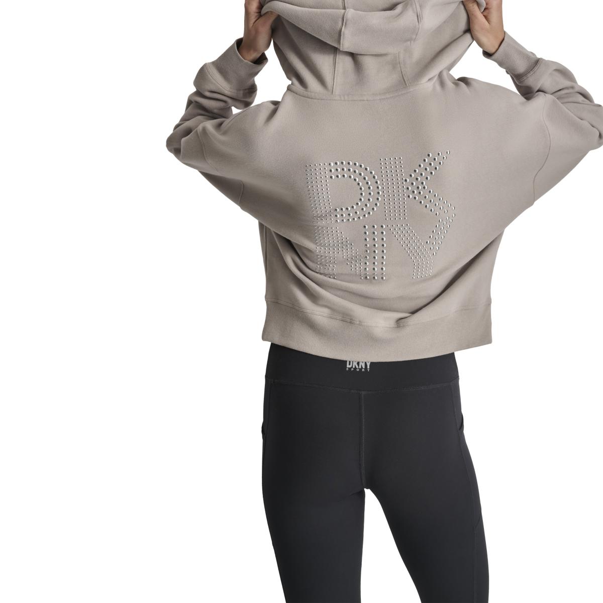 DKNYDP07124_54_DP4J9489_DFW_ALT2