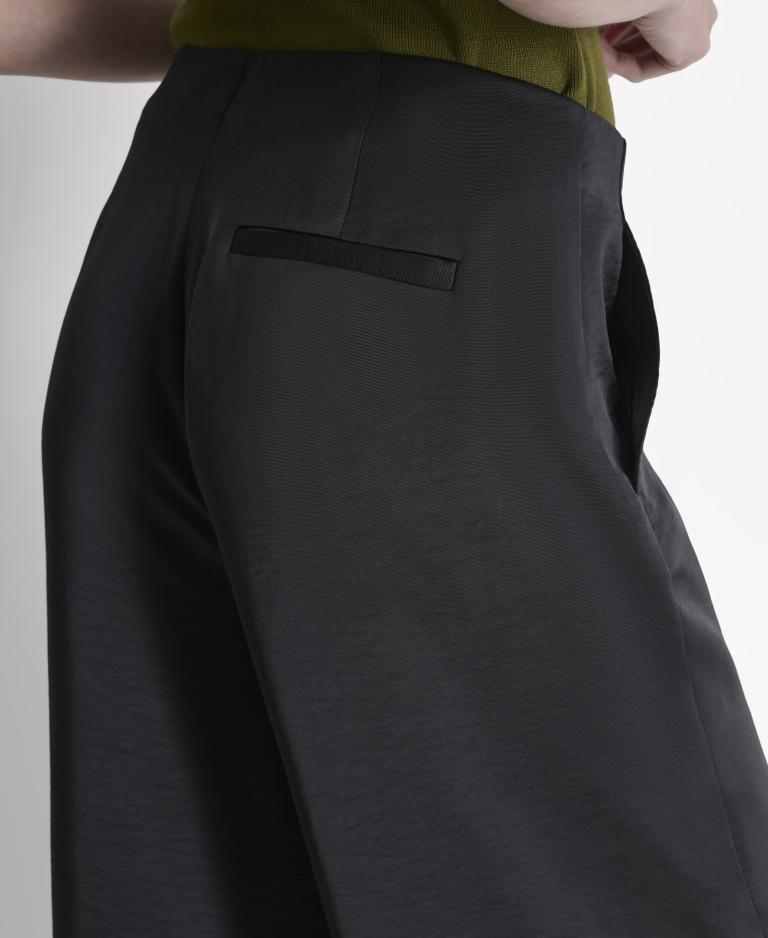 DKNYDW11824_3_P4GKAX76_BLK_ALT1