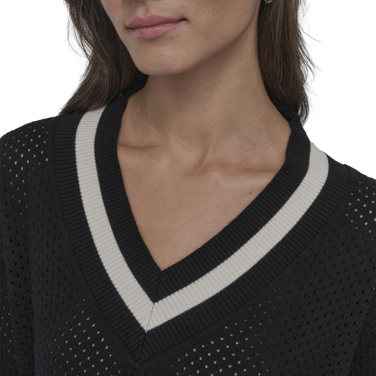 DKNYDP29624_30_DP5R6017_BLI_ALT1