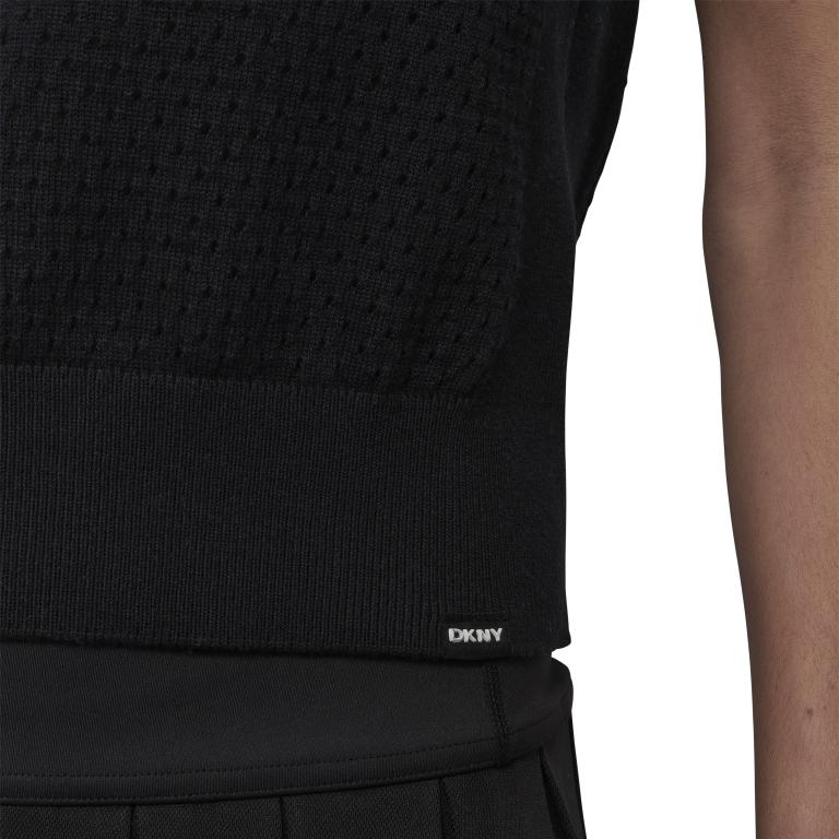 DKNYDP29624_28_DP5R6021_BLI_ALT2