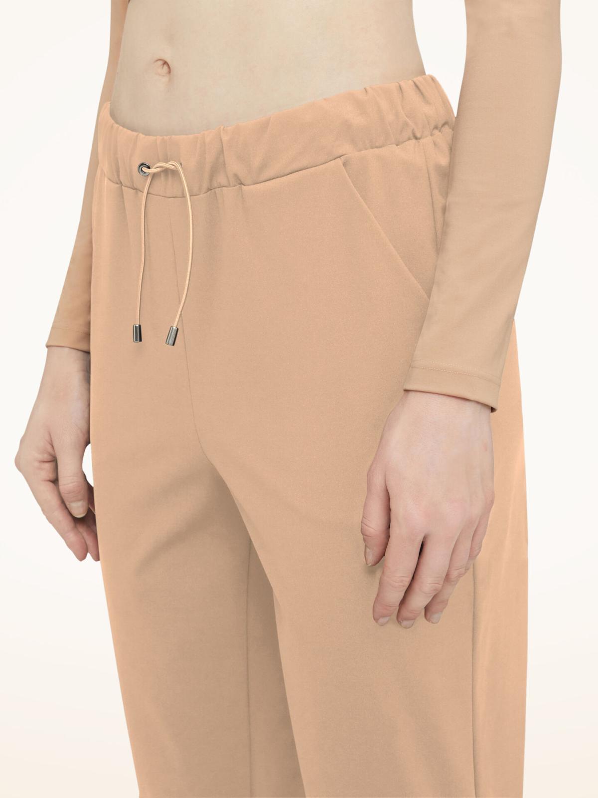 53245_4853_100_004_B_X_B2BL