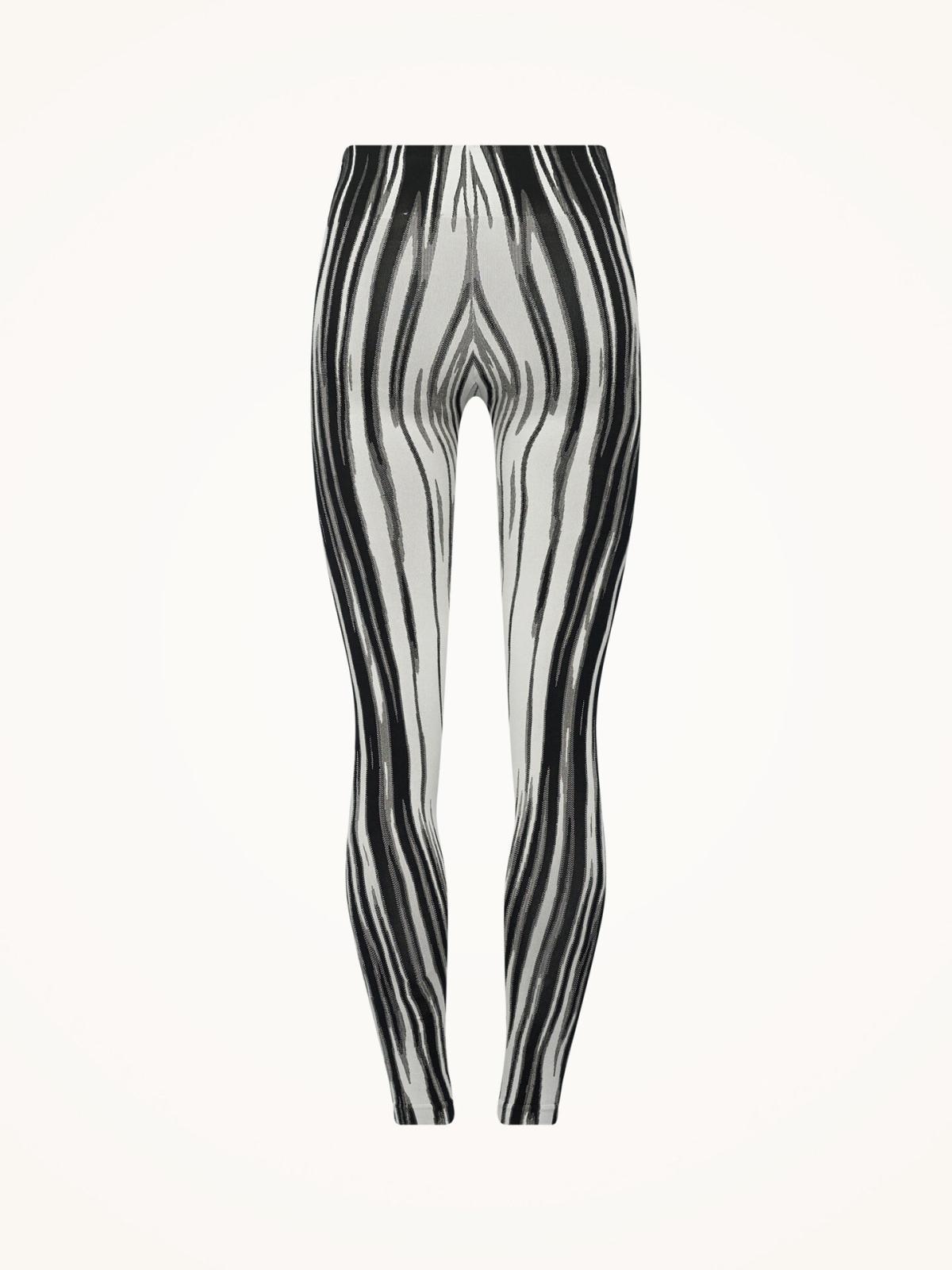 17077_8222_100_005_B_X_B2BL