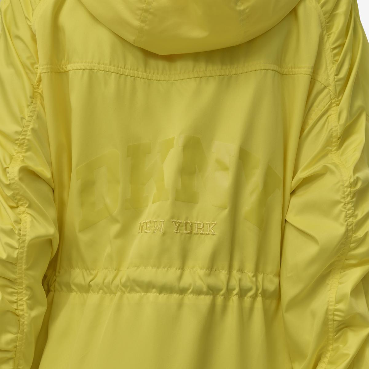 DKNYDW00525_26_P5BJ1A99_DAF_ALT3