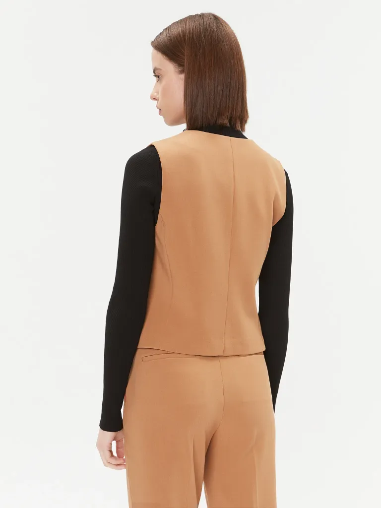 dkny-kamizelka-ug3vx083-brazowy-regular-fit-0000303209094 (2)