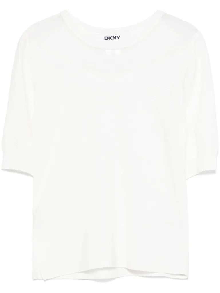 27008058_57652277_2048