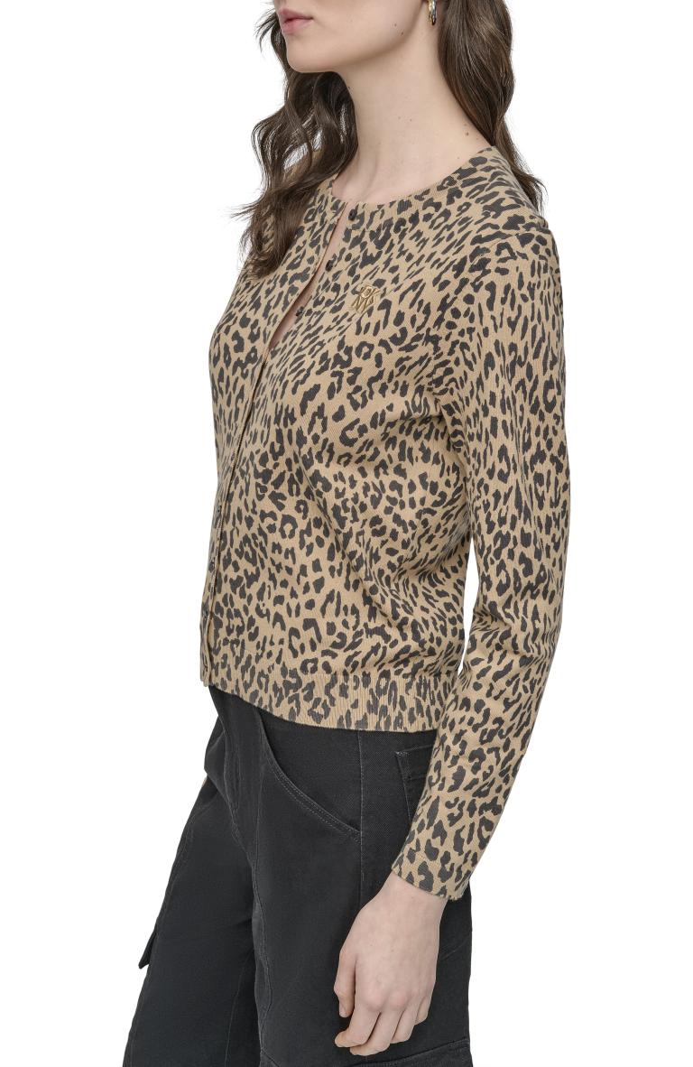 DKNYDJ05725_31_DJ5R0648_JFW_S