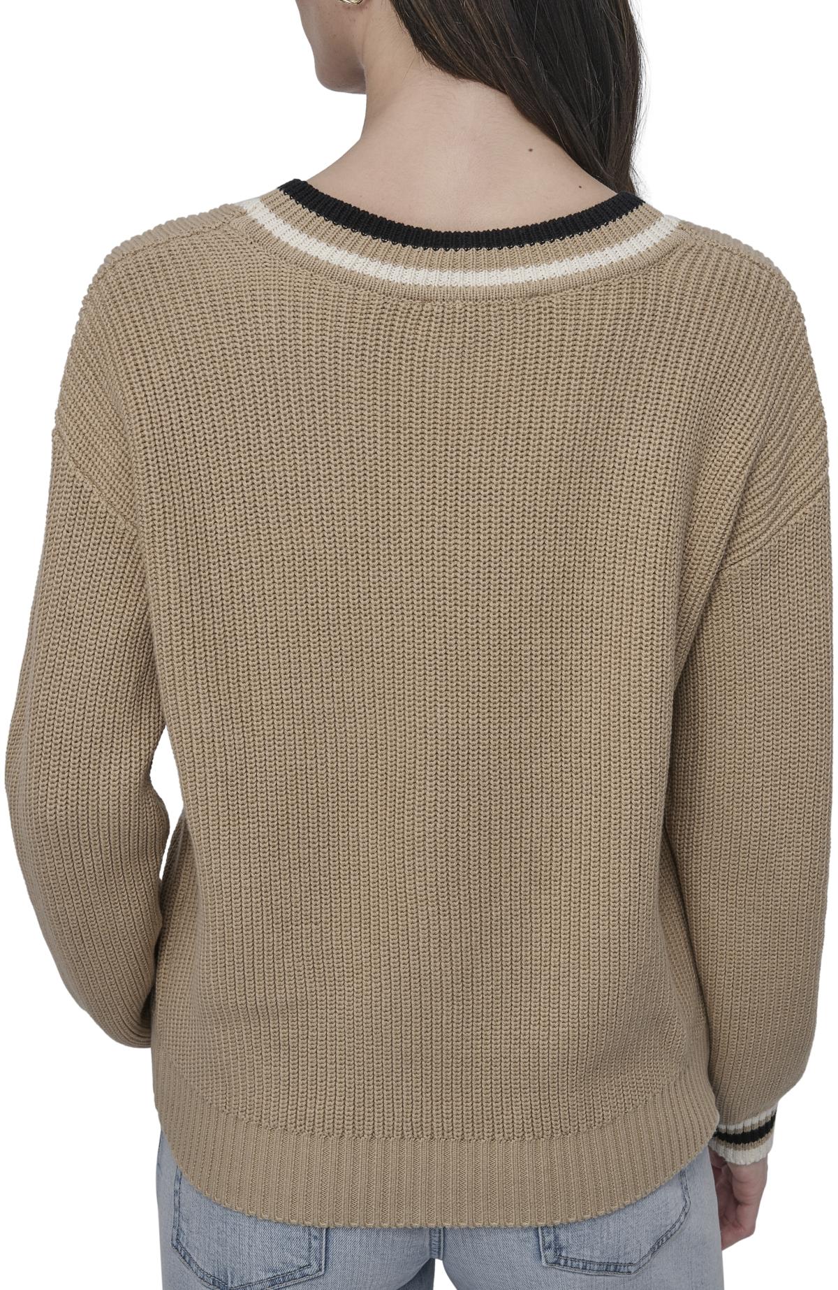 DKNYDJ03925_10_DJ5R0730_JFW_B