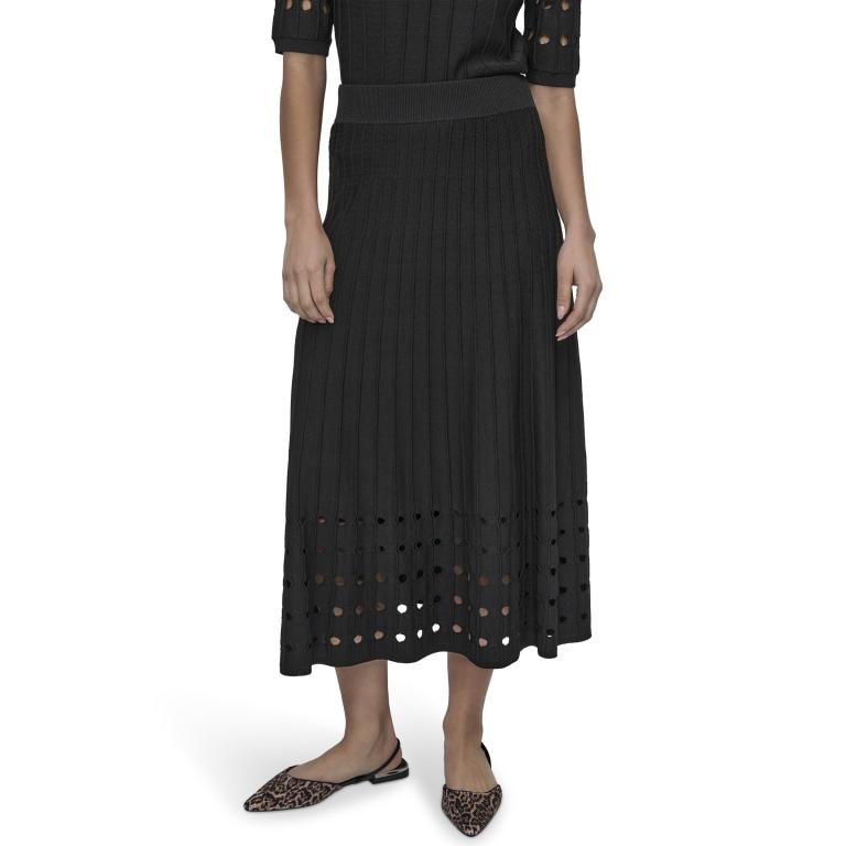 DKNYDW07125_44_P5ERAX08_BLK_Fb